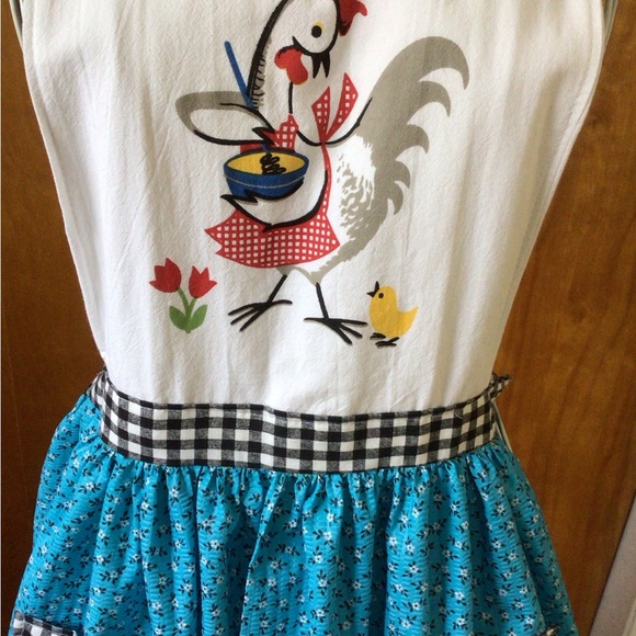 Tea towel chicken apron - Picture 2 of 7